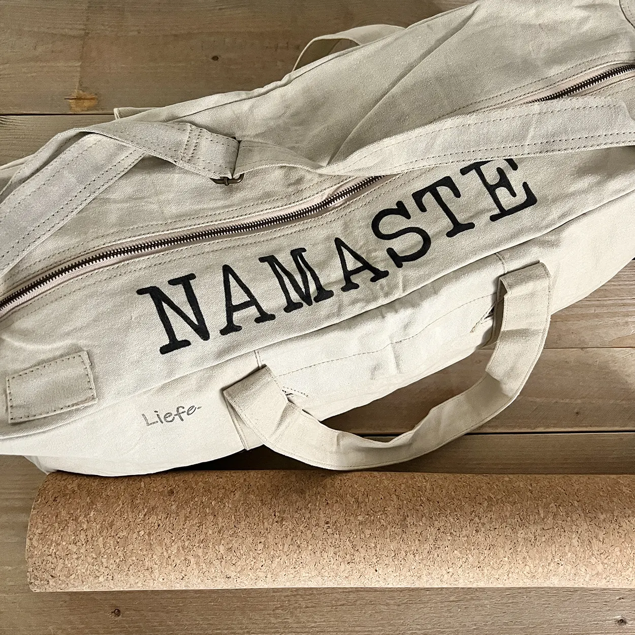Liefe Yogatas Namaste - Vintage Light Canvas