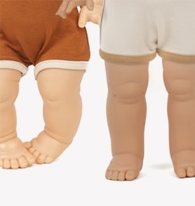 Minikane  Minikane Gordi pop Salomé met kledingset