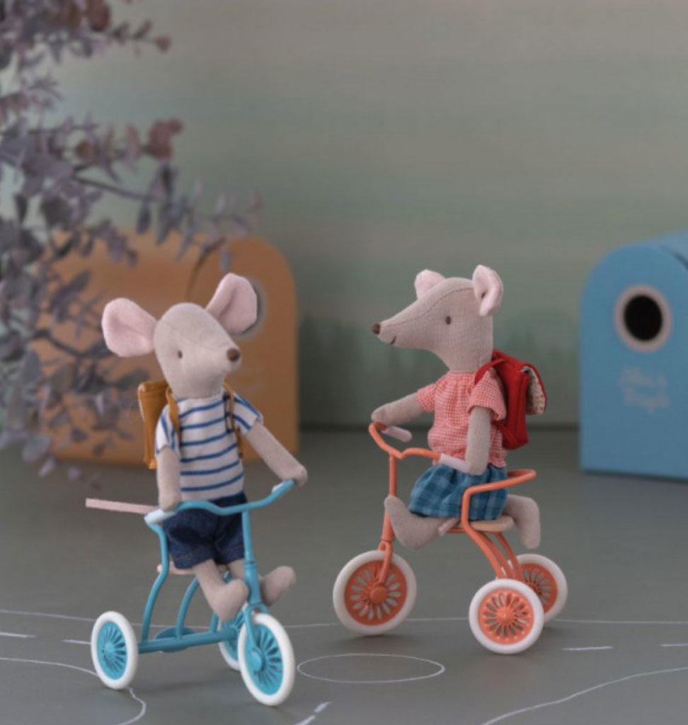 Maileg Maileg Big Sister Dreiradmaus mit roter Tasche