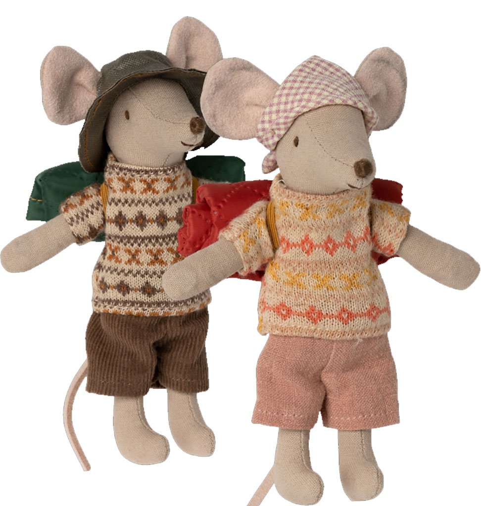 Maileg Maileg Big Brother hiker mouse with sleeping bag