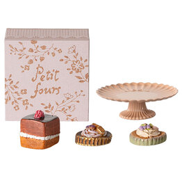Maileg Maileg cake en cakestandaard / petit fours
