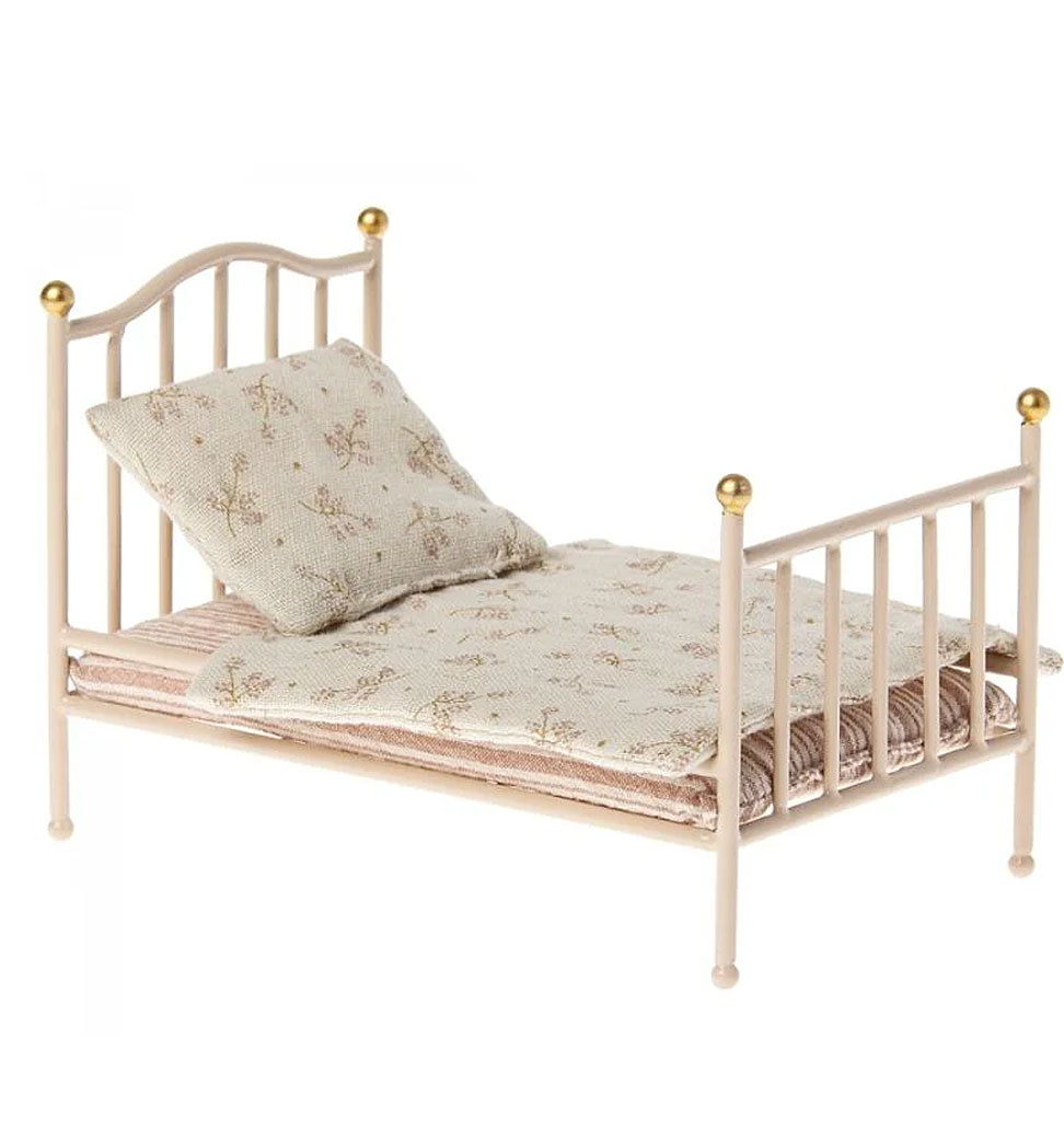 Maileg Maileg vintage bed / roze / voor de muisjes