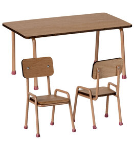 Maileg Maileg set tafel met twee stoelen voor de muisjes / dark powder