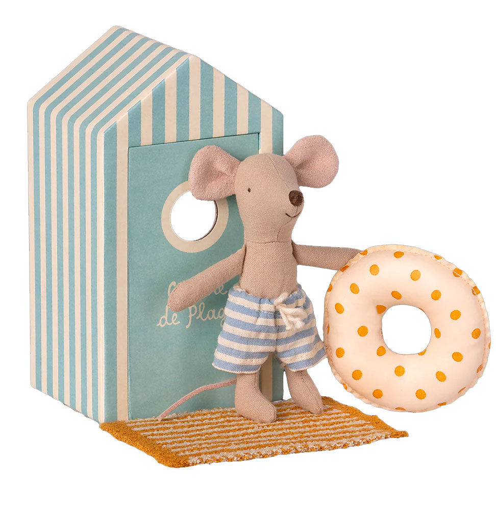 Maileg Maileg beach mouse little brother with beach hut and accessories