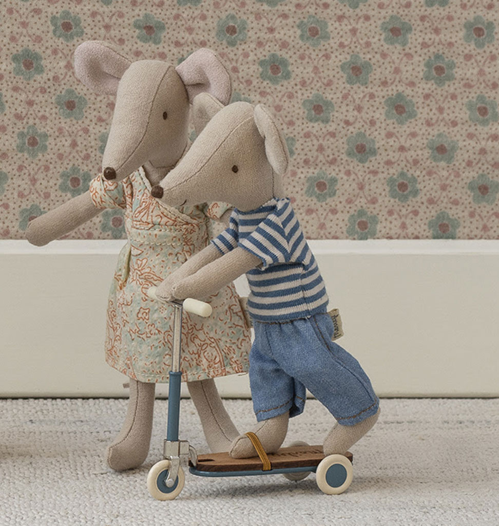 Maileg Maileg mother mouse with dress / collection 2025