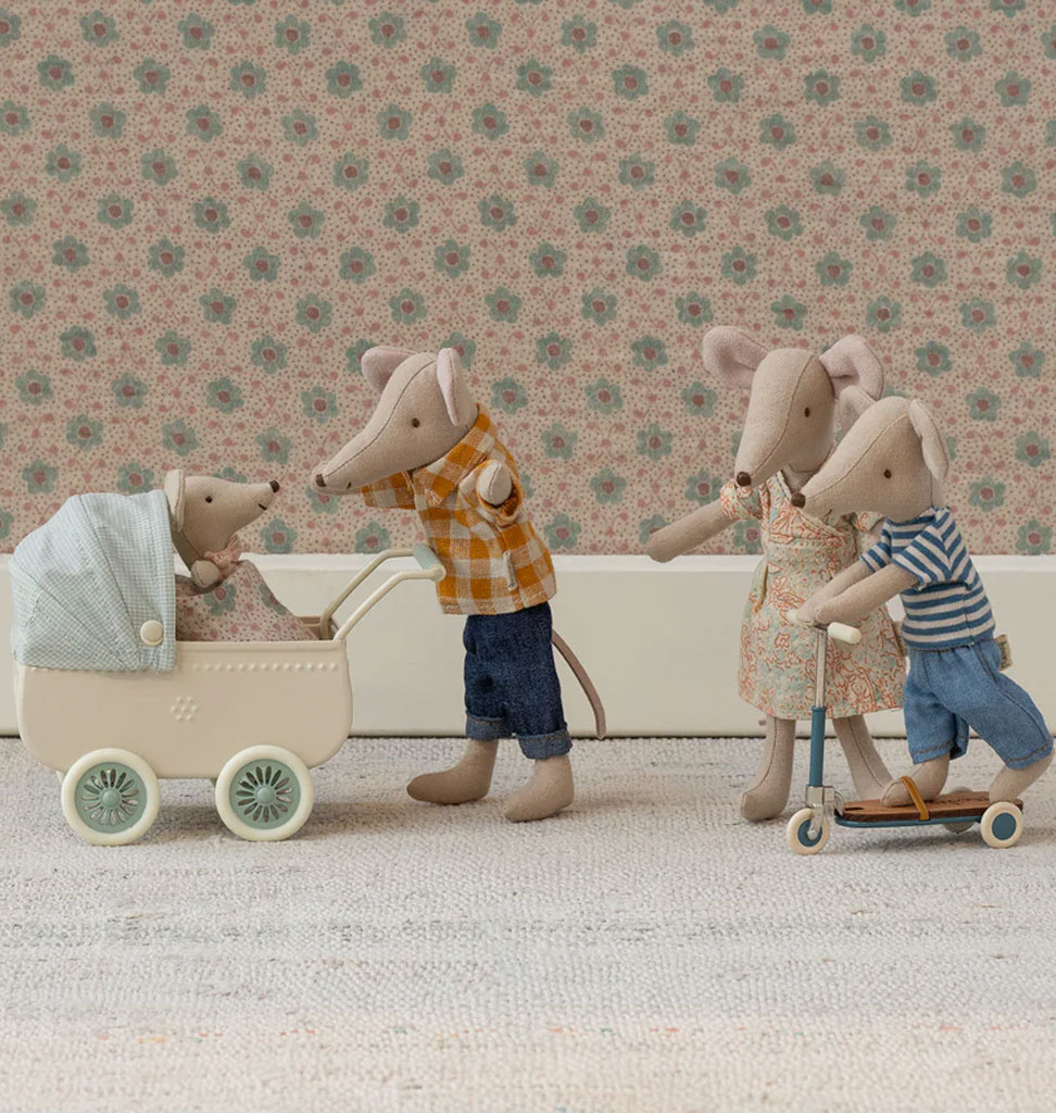 Maileg Maileg kickboard for mice / red