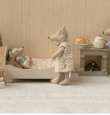 Maileg Maileg wooden bed with bedding for the mice / off white