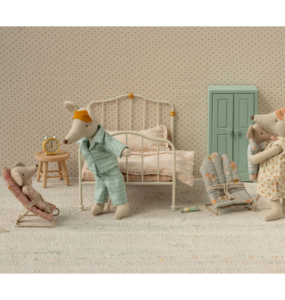 Maileg Maileg wipstoeltje voor de babymuisjes en -konijntjes / my / roze