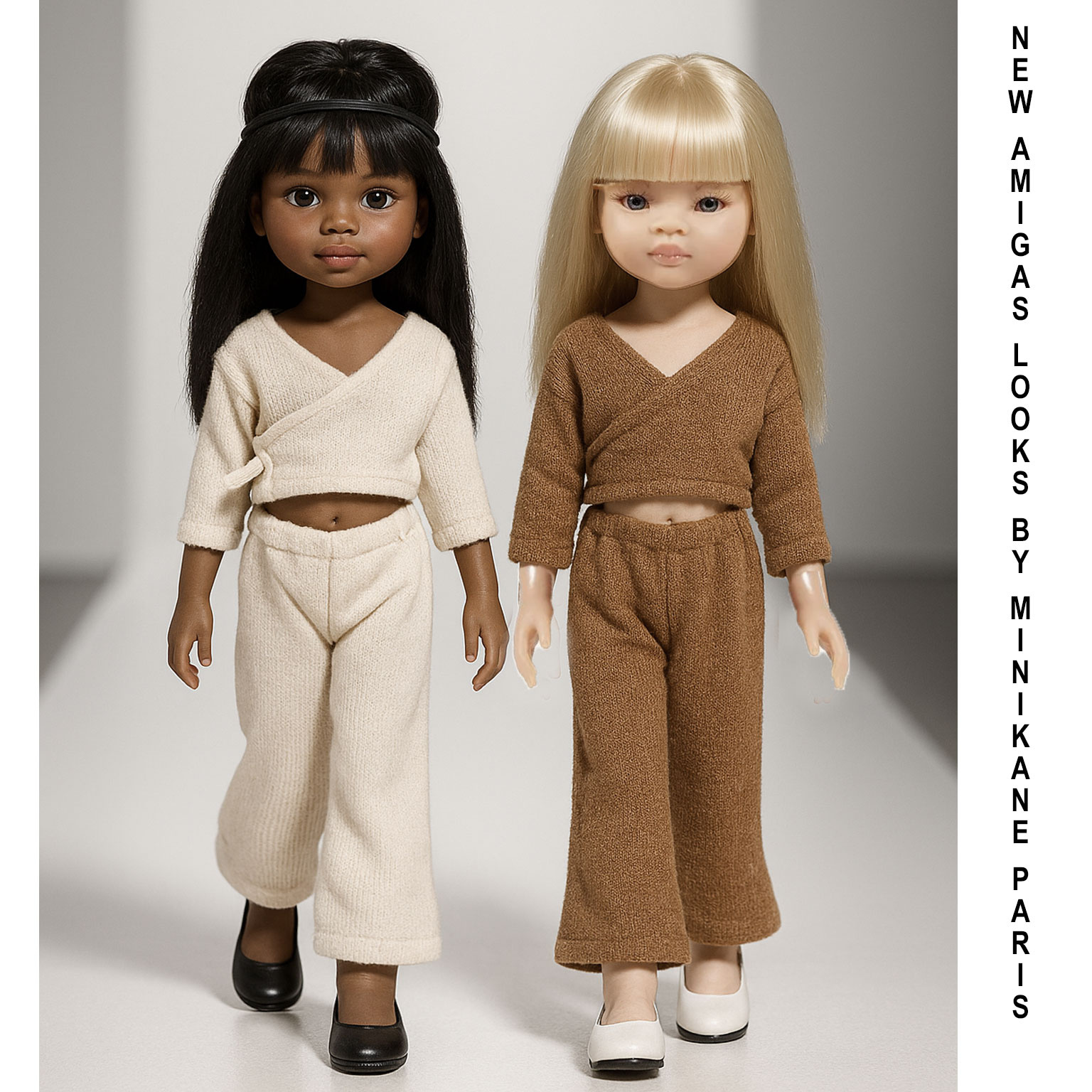 Minikane  Minikane Amigas poppen kledingset Ensemble cache-coeur en tricot angora beige clair