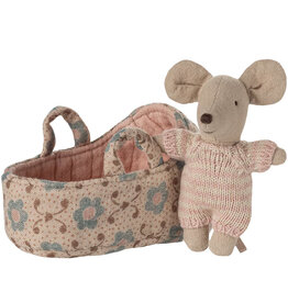 Maileg Maileg baby mouse in carrycot / pink
