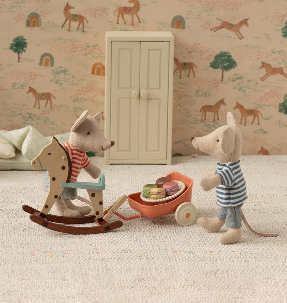 Maileg Maileg Louimax und Stella mit Papphaus / Kleine Schwester und kleiner Bruder