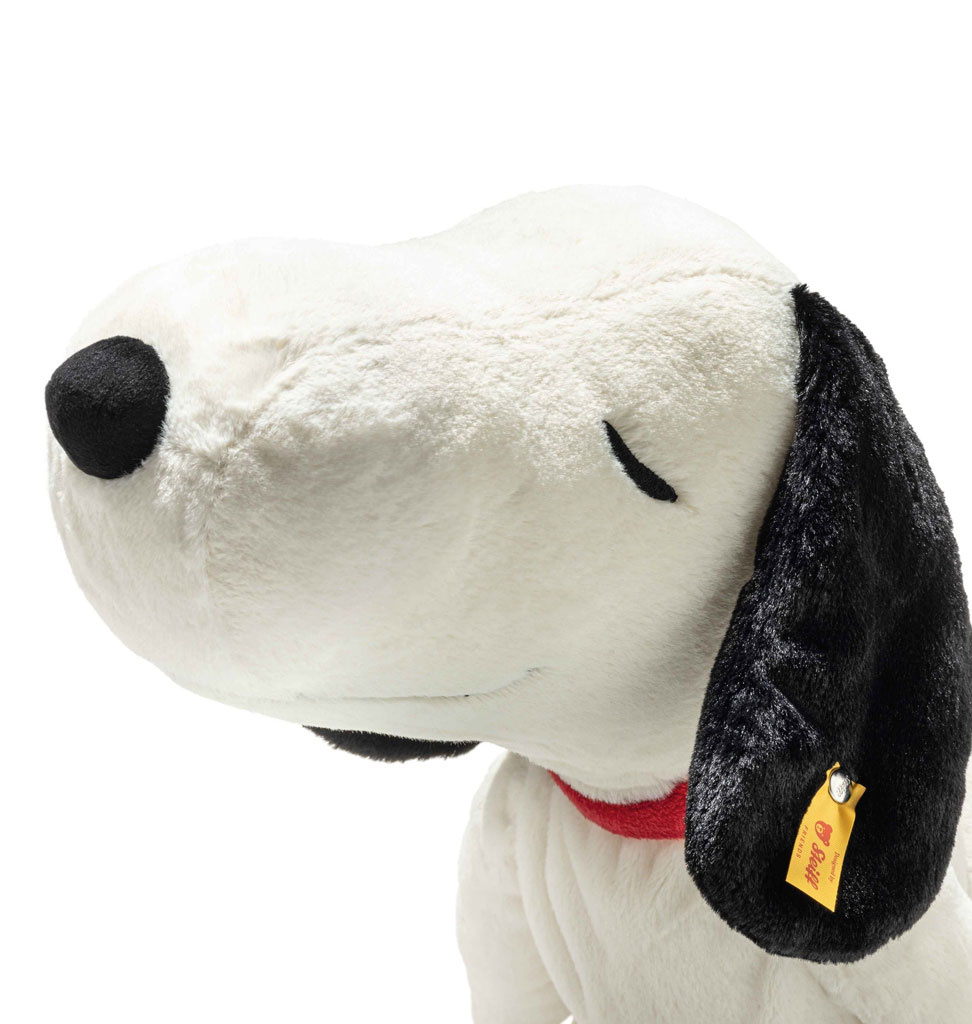 Steiff Steiff Snoopy knuffelhond liggend