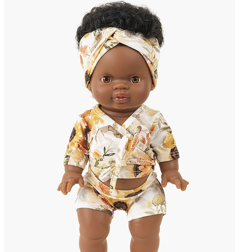 Paola Reina poppen Paola Reina Gordi doll Jahia with Minikane panties