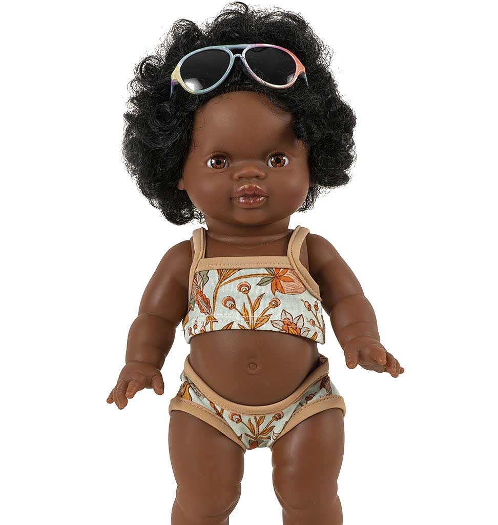 Paola Reina poppen Paola Reina Gordi pop Jahia met Minikane onderbroekje