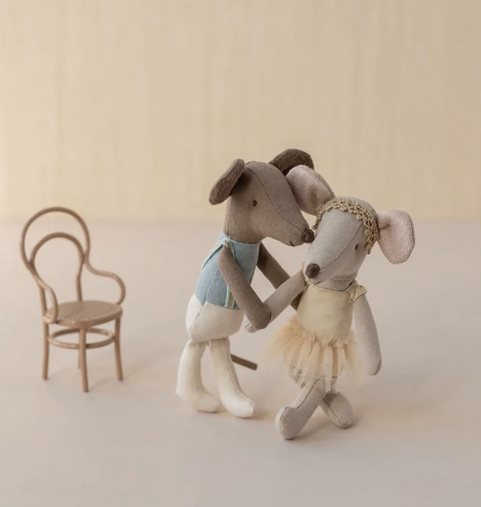 Maileg Maileg ballet dancer Big Sister mouse with stand and gift box