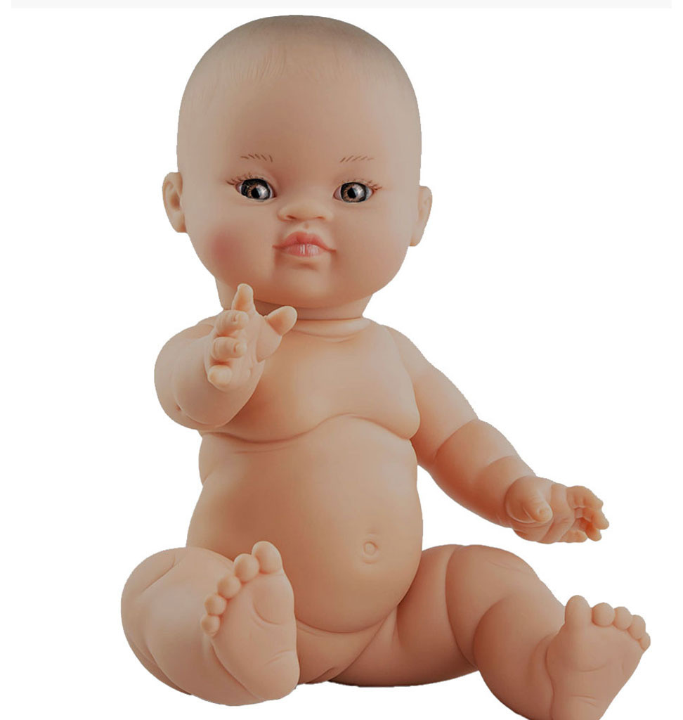 Paola Reina poppen Paola Reina Gordi doll with nightgown from Skrållan