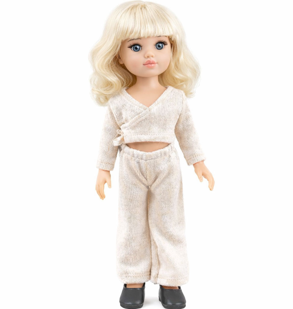 Paola Reina poppen Paola Reina Amigas doll Clara with clothes