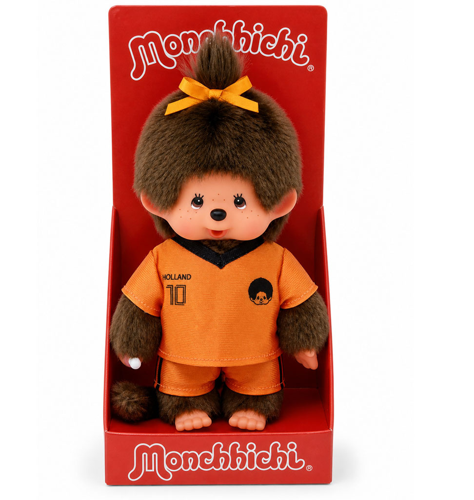 Monchhichi Monchhichi girl in orange football kit / World Cup 2026
