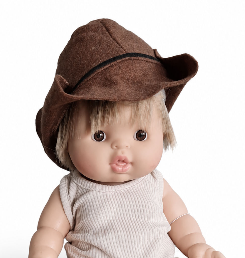 Minikane  Minikane cowboy hat for the Gordi dolls / display model