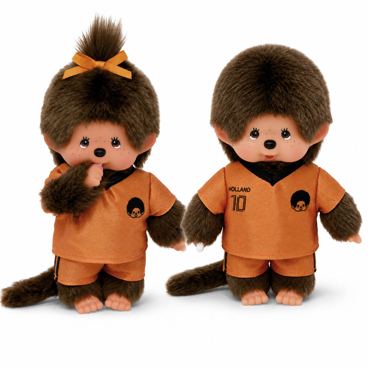 Monchhichi Monchhichi jongen in oranje voetbalkleding / wk 2026