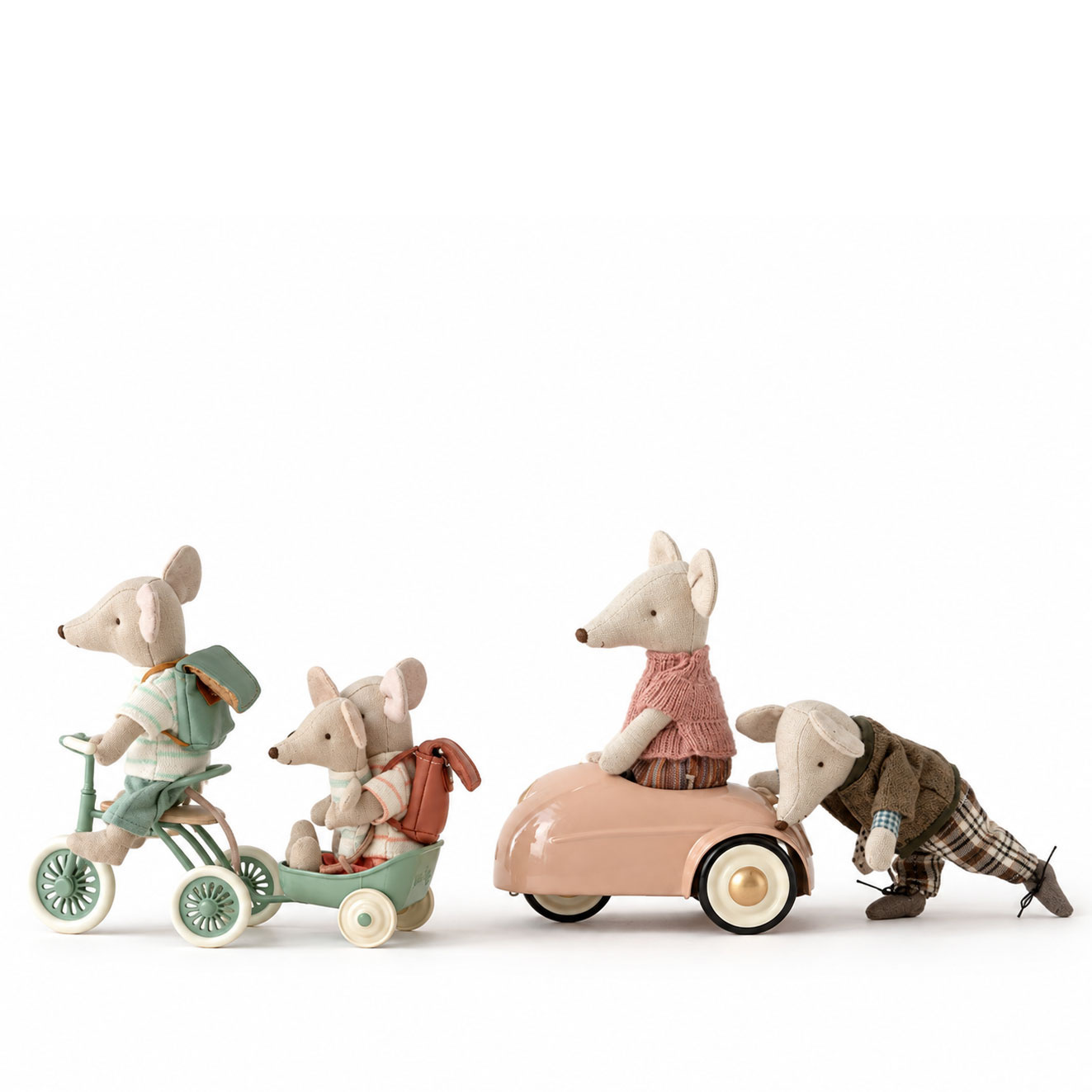 Maileg Maileg tricycle bike with shelter for the mice / color green