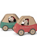 Maileg Maileg Little Sister Christmas mouse with car