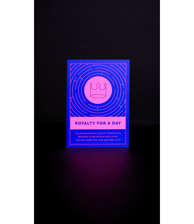 Favors: a card game to give and take nice gestures