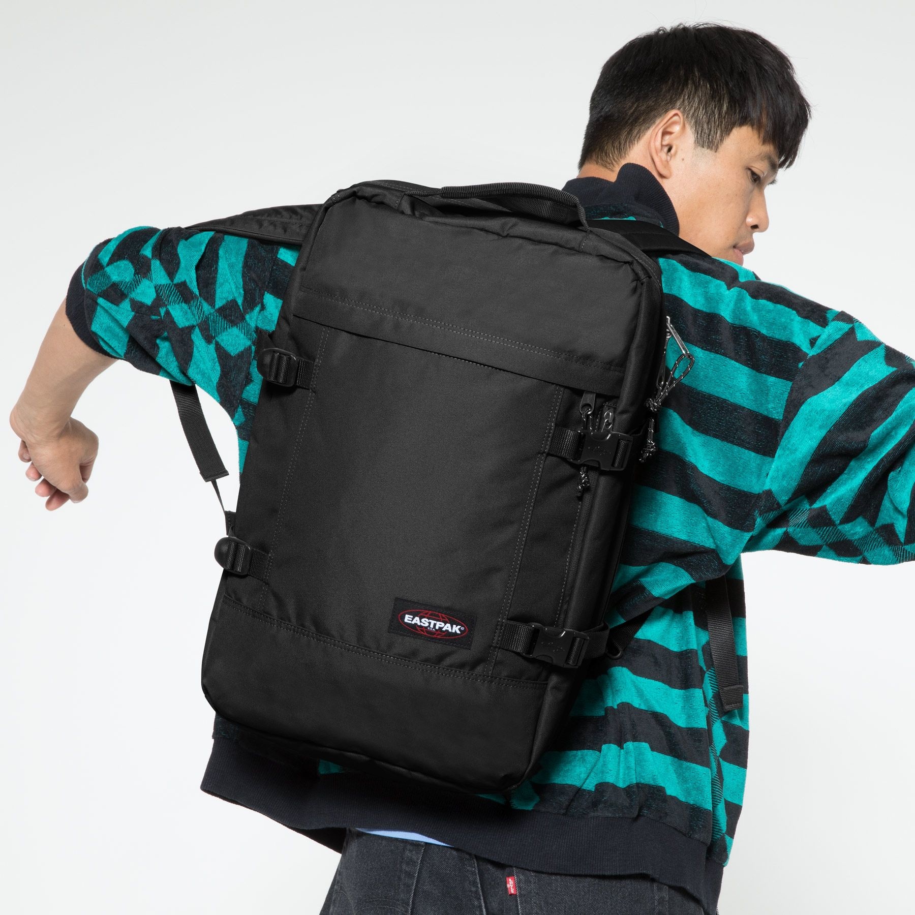 onderdak Kraan Bewijzen Eastpak Travelpack - handbagage rugzak - Black - Cargotravelshop.nl