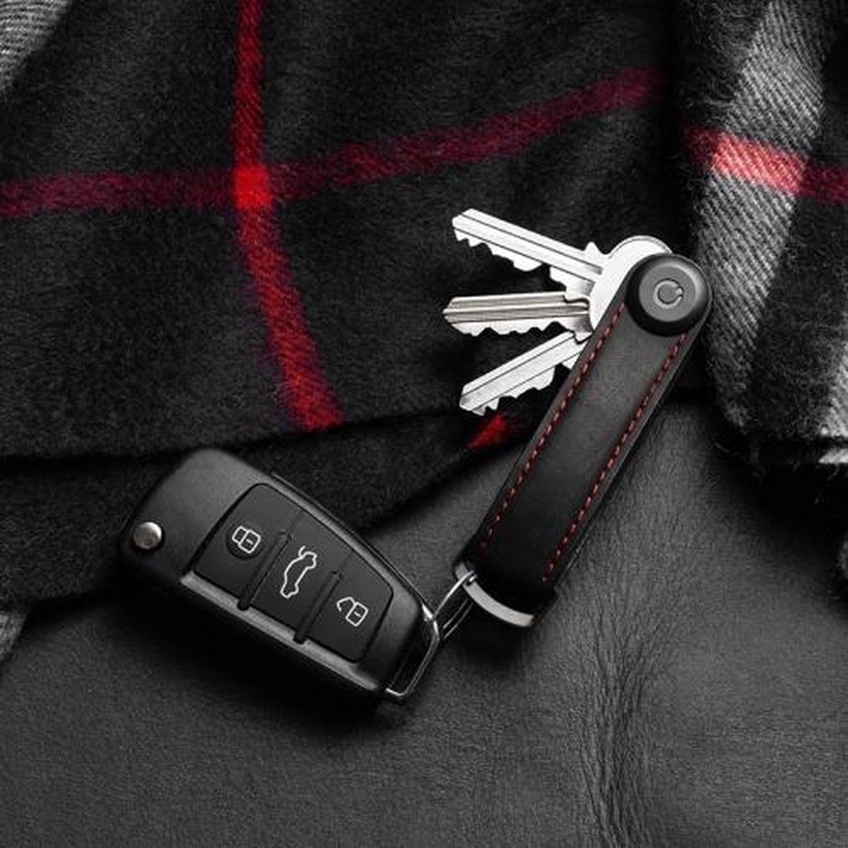 Orbitkey Orbitkey Key Organizer - Crazy Horse Black Red - Premium Leren sleutelhouder