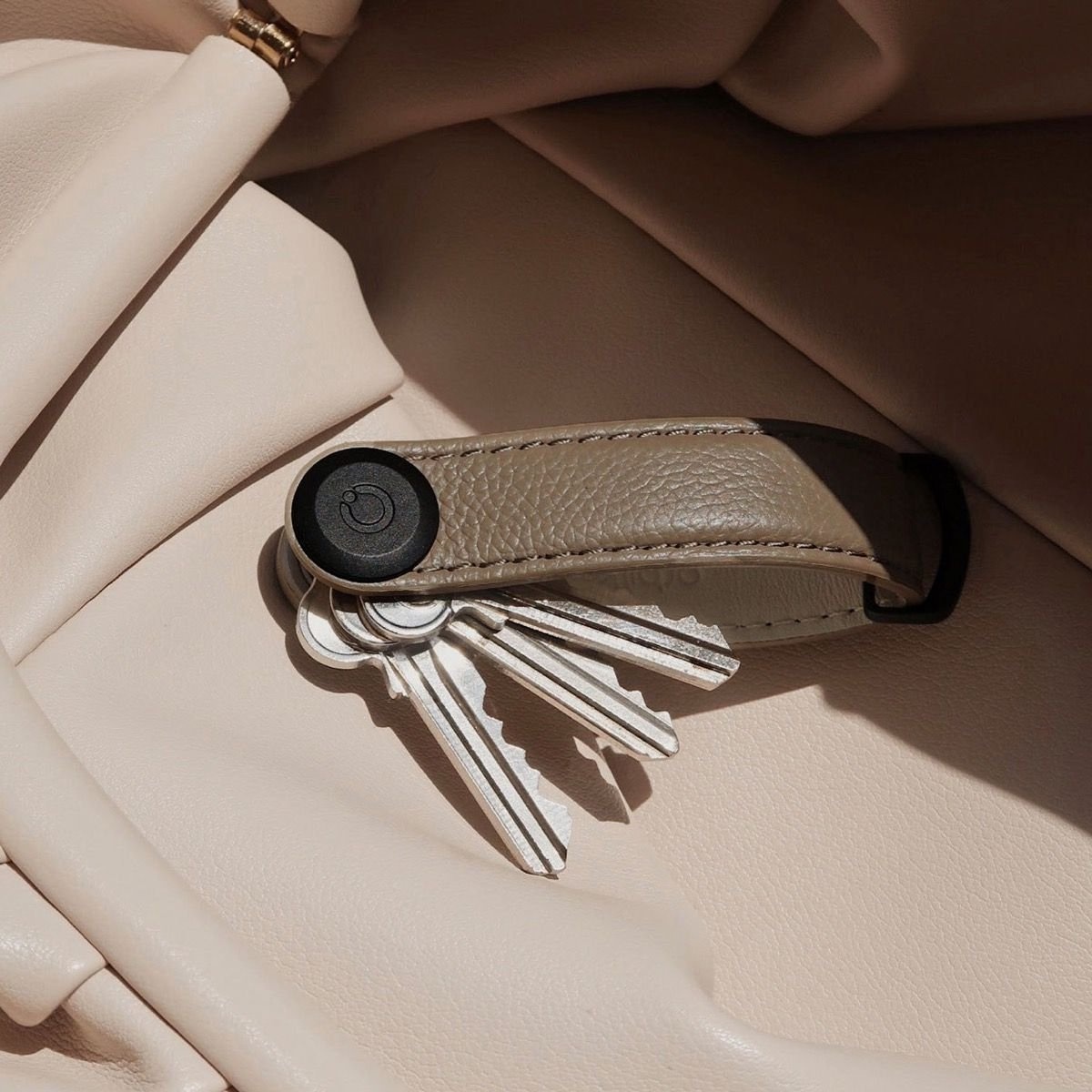 Orbitkey Orbitkey Key Organizer - Pebbled Leather Ecru - Premium Leren sleutelhouder