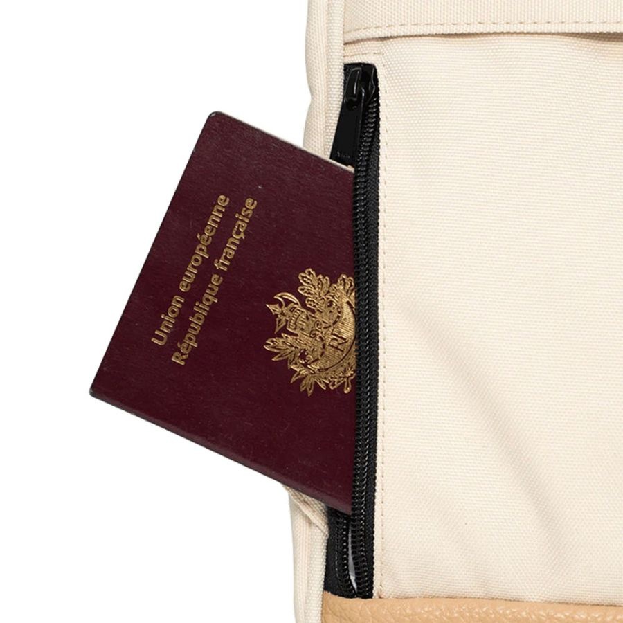 Cabaia Cabaia Adventurer Large school rugzak 15" laptopvak - Cape Town Creme