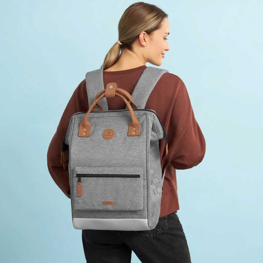 Cabaia Cabaia Adventurer Large school rugzak 15" laptopvak - New York Lichtgrijs