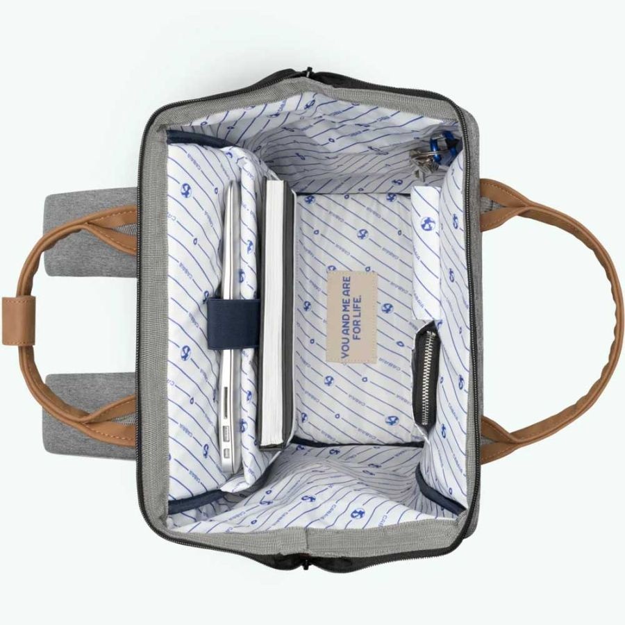 Cabaia Cabaia Adventurer Large school rugzak 15" laptopvak - New York Lichtgrijs
