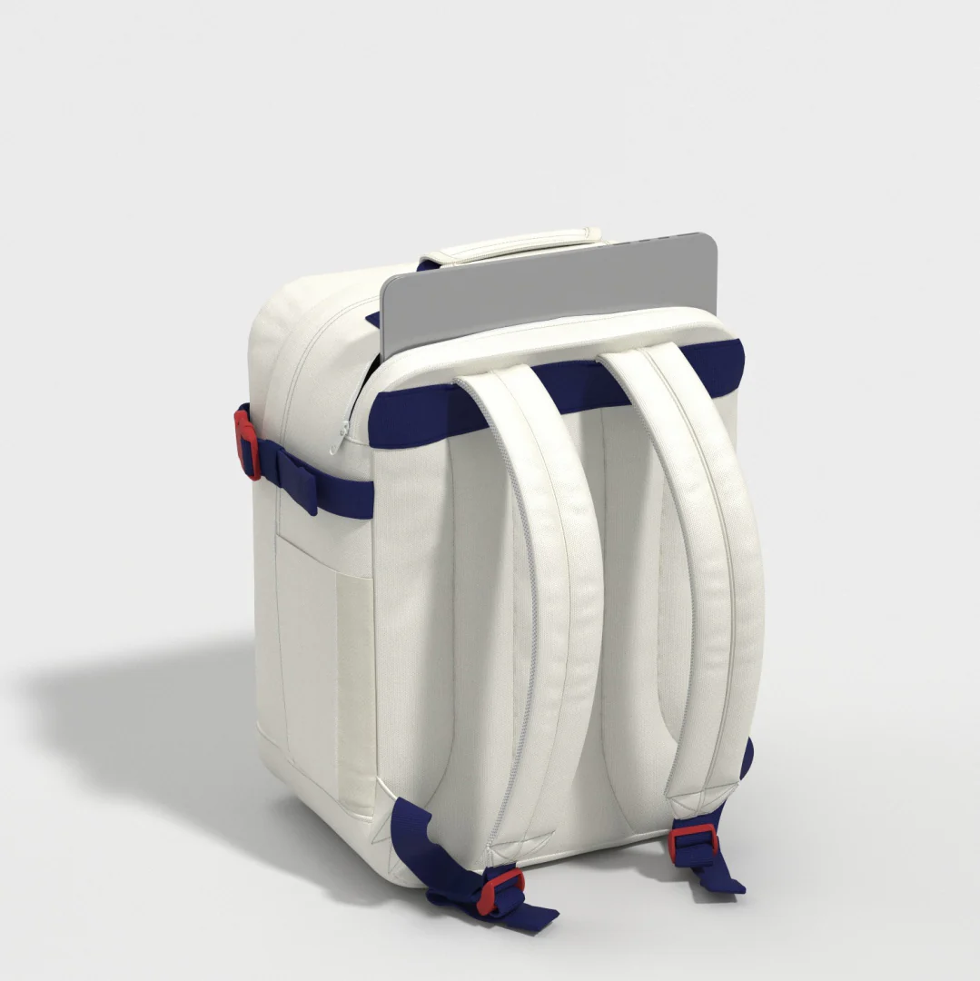 Cabinzero Cabinzero Classic Tech 28L - laptoprugzak handbagage en/of school 40 x 30 x 20 cm - Cloud Nine