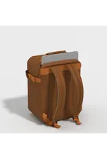 Cabinzero Cabinzero Classic Tech 28L - laptoprugzak handbagage en/of school 40 x 30 x 20 cm - Cinnamon