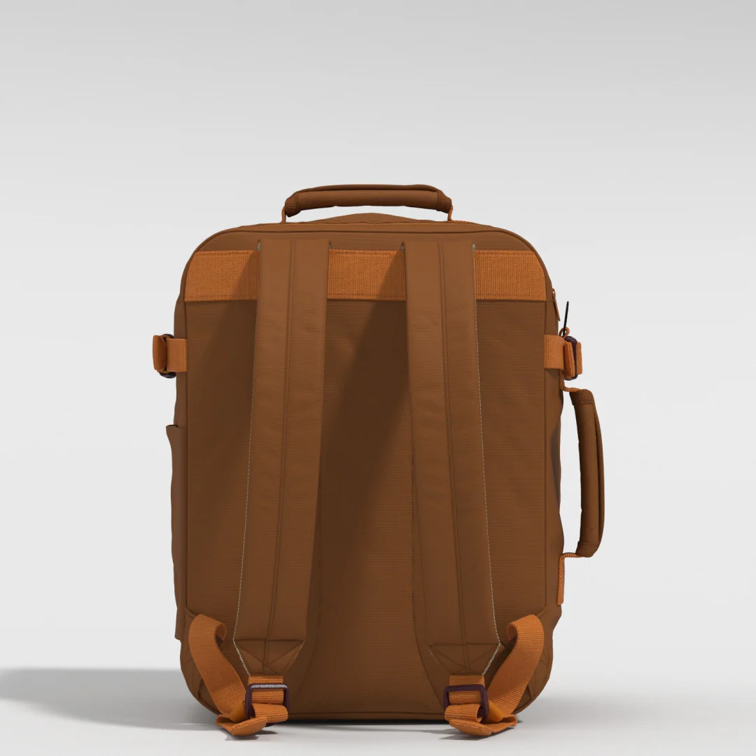 Cabinzero Cabinzero Classic Tech 28L - laptoprugzak handbagage en/of school 40 x 30 x 20 cm - Cinnamon