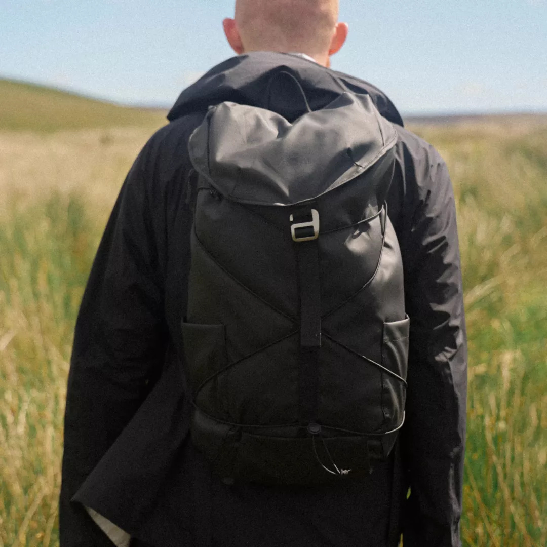 Elliker Elliker Wharfe Flap Over Backpack 22L Black