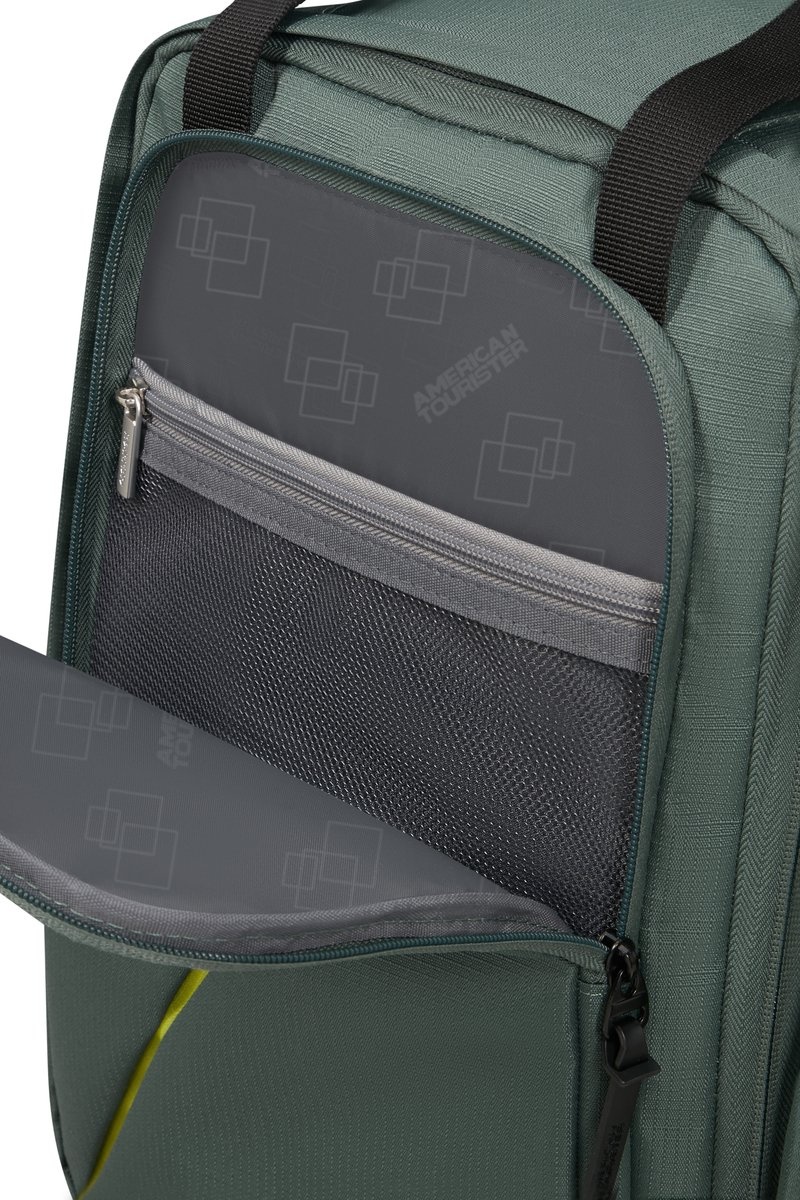 American Tourister AT by Samsonite Take2Cabin Underseater Rugzaktrolley Dark Forest – Handbagage onder vliegtuigstoel | Cargo Travelshop Arnhem