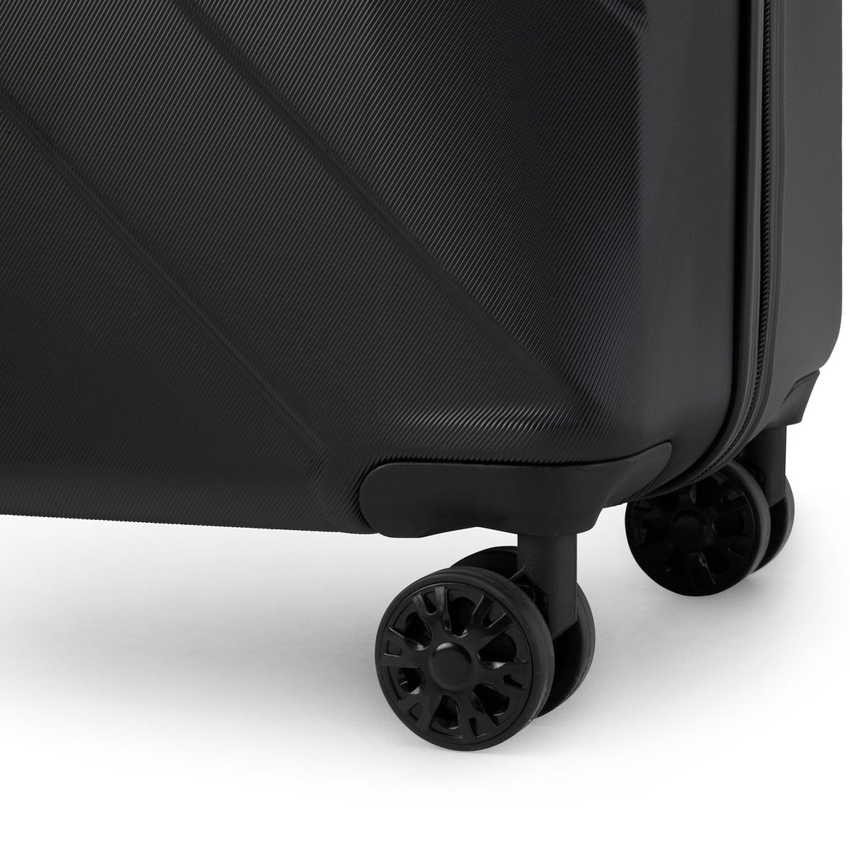 Oistr Denver - Handbagagekoffer - Spinner 55 cm - Black