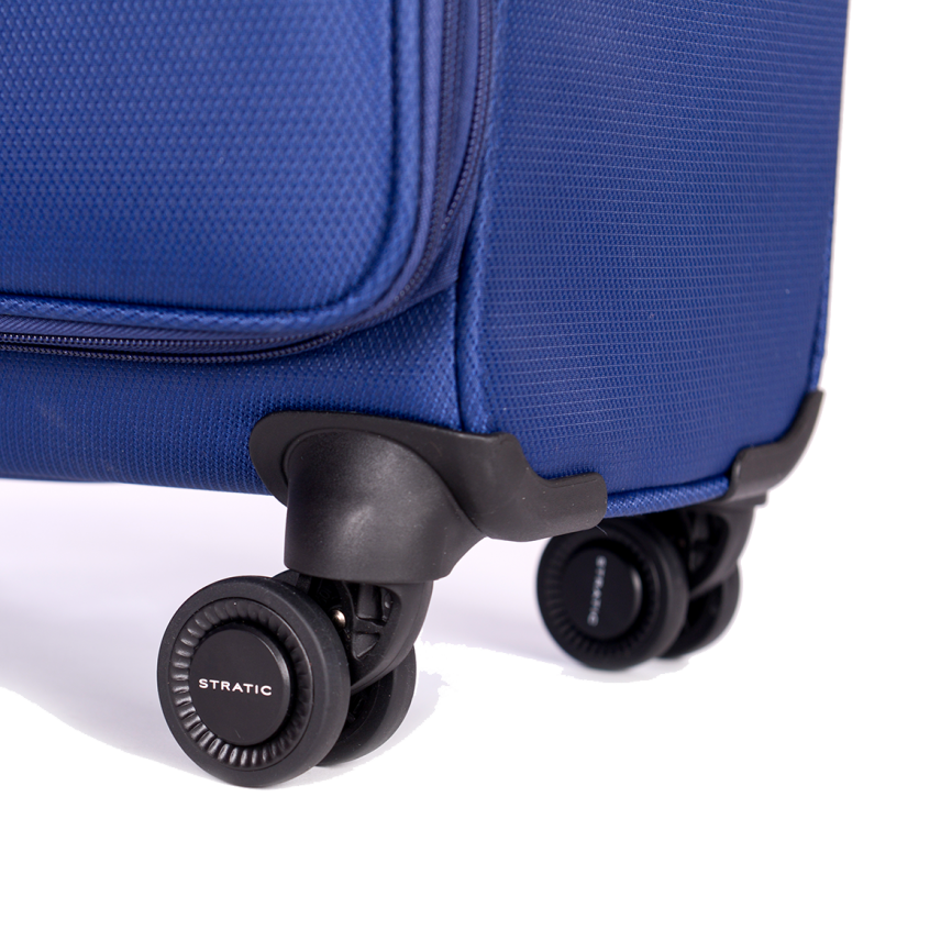 Stratic Stratic Light+ Middenmaat Koffer M – 68 cm - Donkerblauw