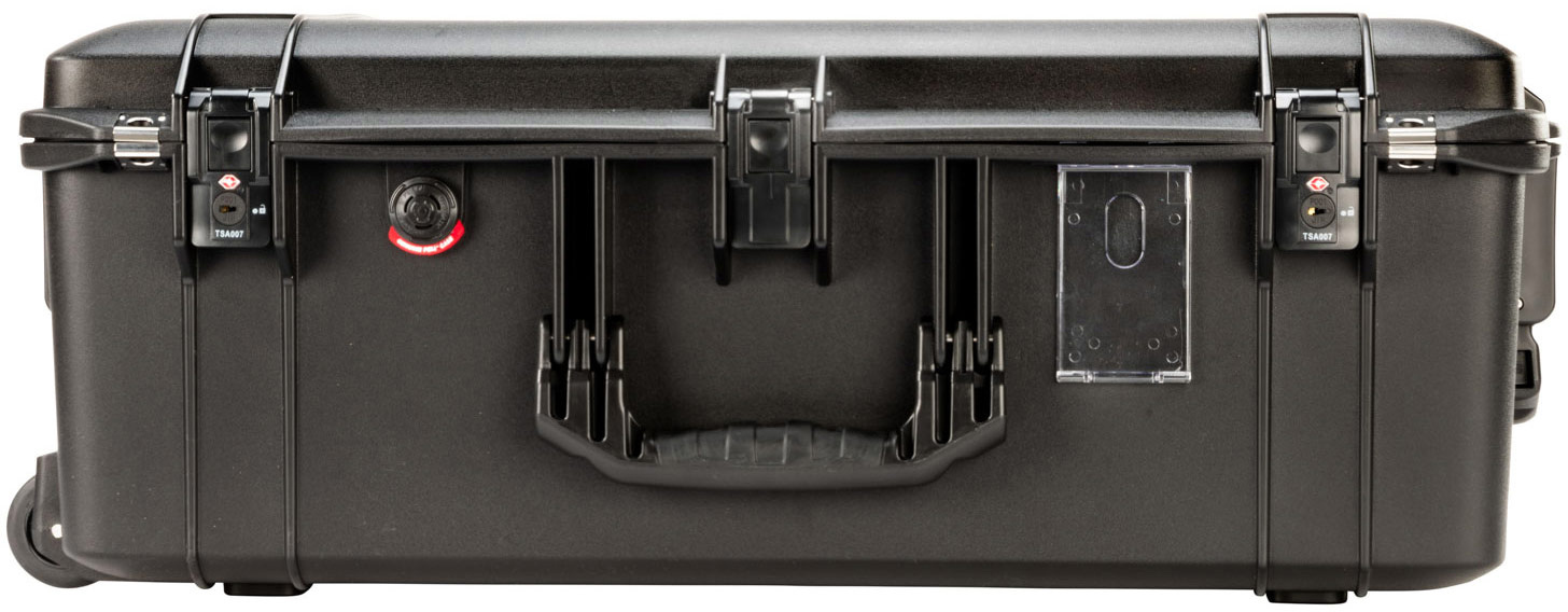 Peli  Peli 1595 Air – Onverwoestbare middenmaat rolkoffer - Black