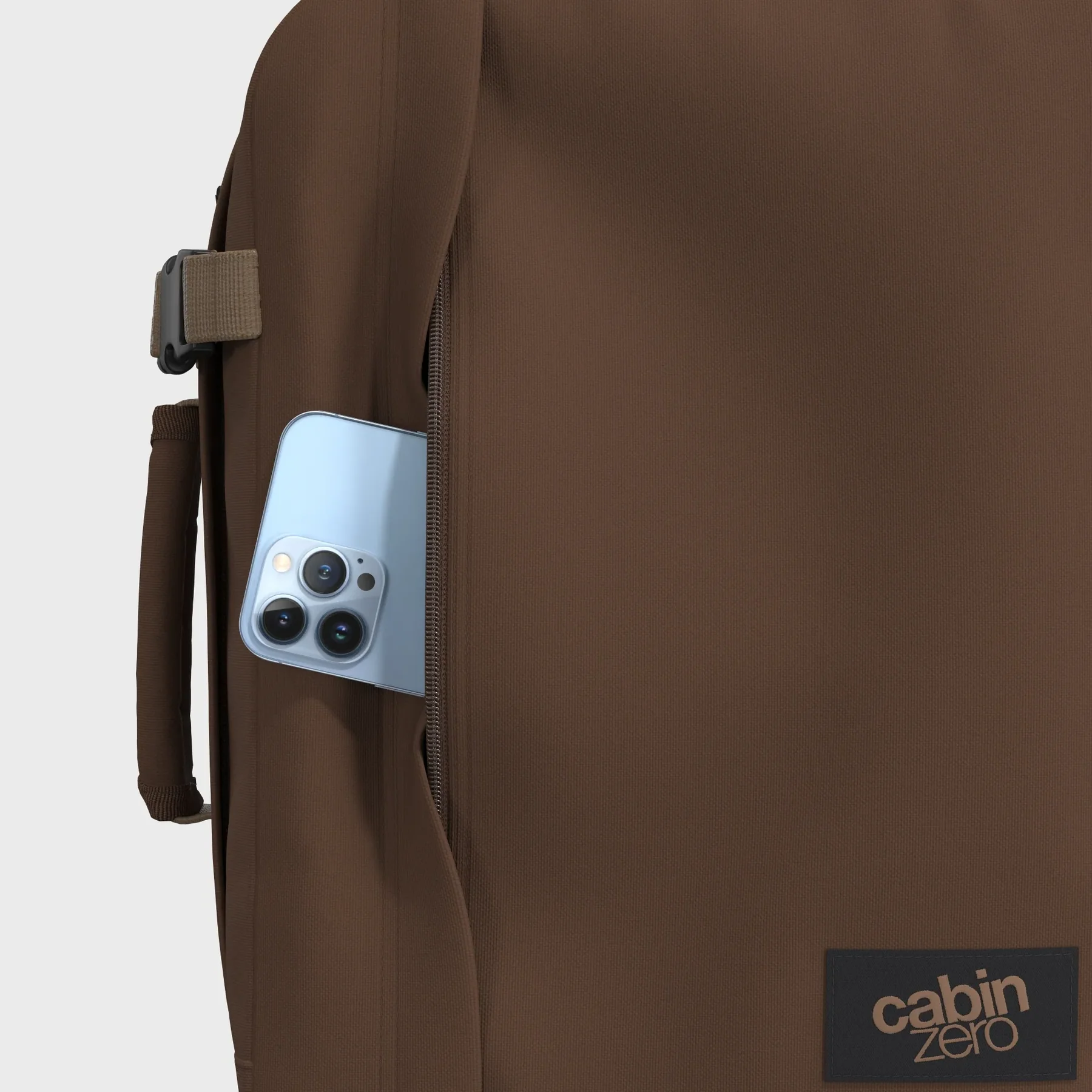 Cabinzero Cabinzero Classic Tech 28L - laptoprugzak handbagage 40 x 30 x 20 cm -  Redwood