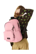 Eastpak Eastpak Day Office rugzak Pastel Pink - Met 16 inch laptopvak en drinkflesvakken