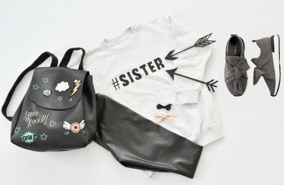 Deze outfit mag niet ontbreken in de kledingkast van jouw meisje! 