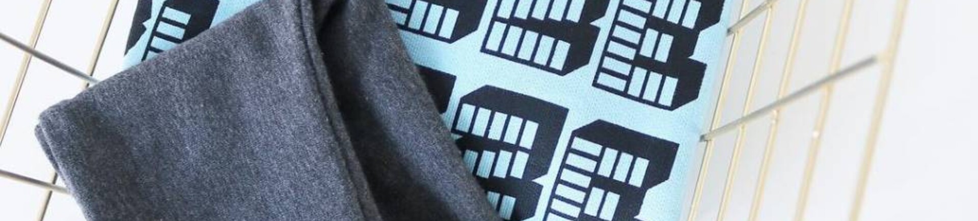 Sweater weather, wie kent het niet?! Mis deze heerlijke outfit voor jouw meisje niet!