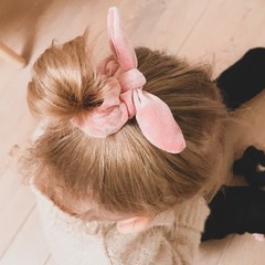 Your Little Miss Mini scrunchie met strik - soft pink velvet