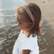 Your Little Miss Brede diadeem met vlecht - brown linen Your Little Miss Brede diadeem met vlecht - brown linen