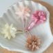 Your Little Miss Haarspeldjes met bloem - Soft tones Your Little Miss Haarspeldjes met bloem - Soft tones