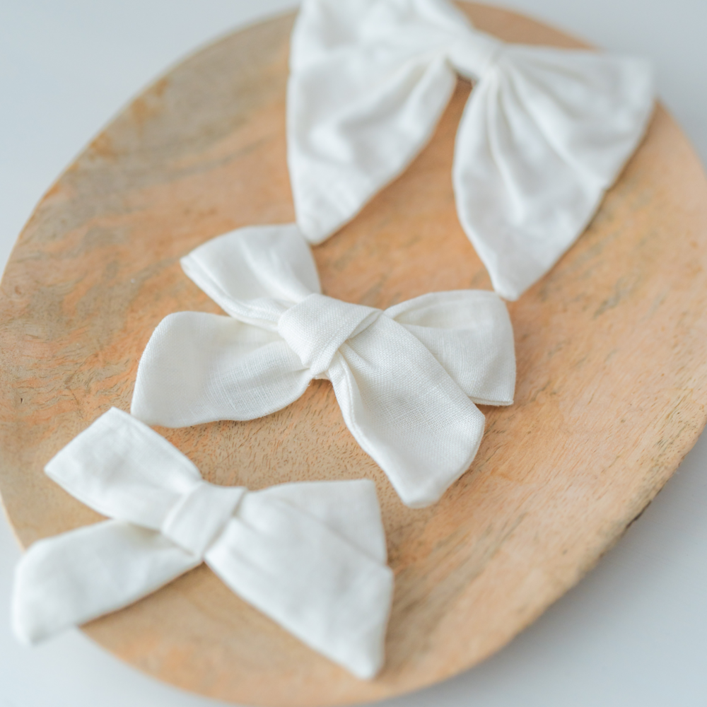 Your Little Miss Haarspeld met grote strik Marly - White linen