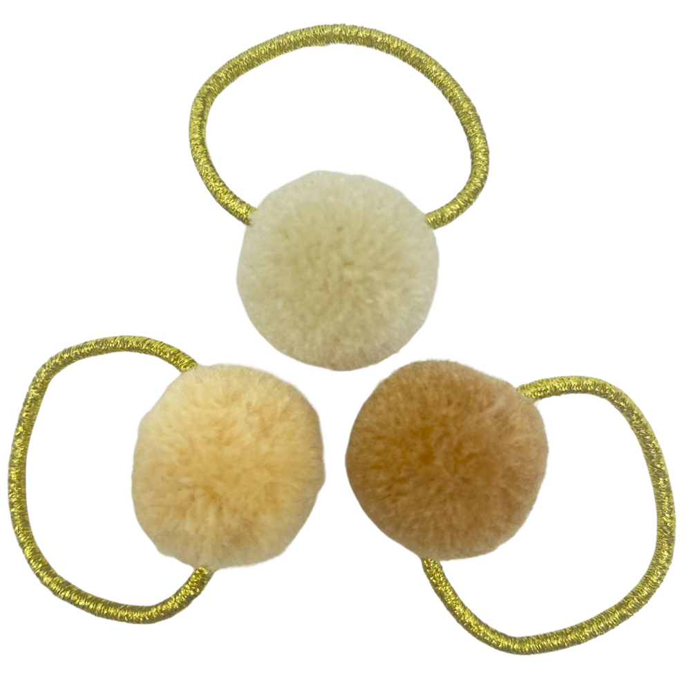 Your Little Miss Basic mini haarelastiekjes met pompoms - dunes Your Little Miss Basic mini haarelastiekjes met pompoms - dunes